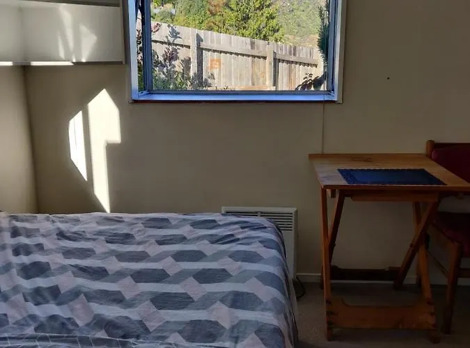 Homestay Plantation Road Wanaka